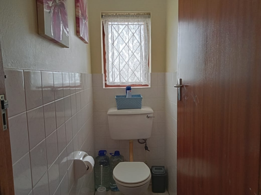 2 Bedroom Property for Sale in Beacon Bay Eastern Cape